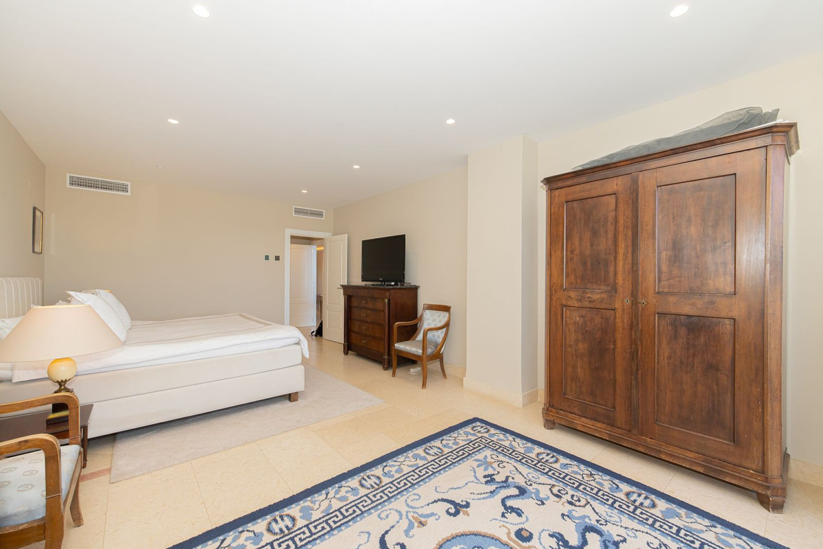 Appartement te koop in Nueva Andalucía | 3 slaapkamers H5498503