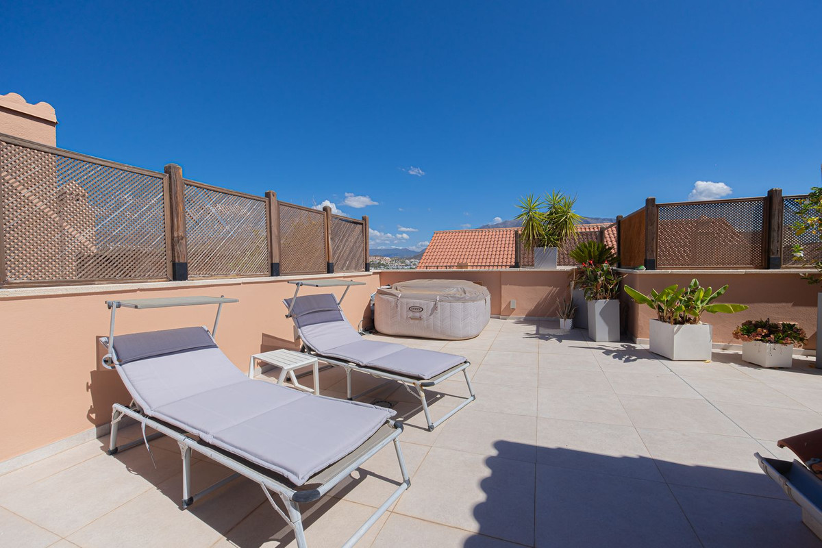 Appartement te koop in Nueva Andalucía | 3 slaapkamers H5498503
