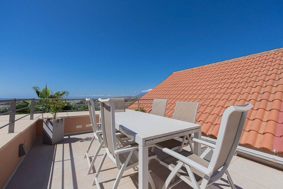 Appartement te koop in Nueva Andalucía | 3 slaapkamers H5498503