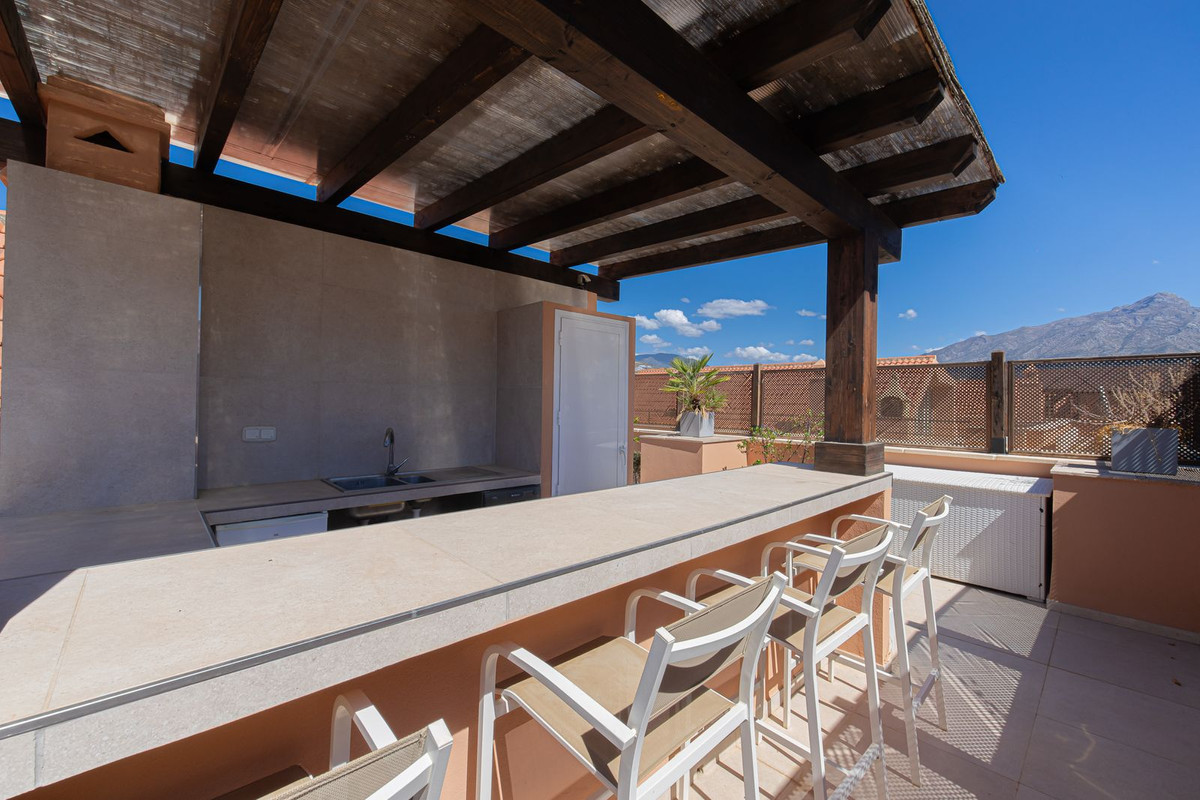 Appartement te koop in Nueva Andalucía | 3 slaapkamers H5498503