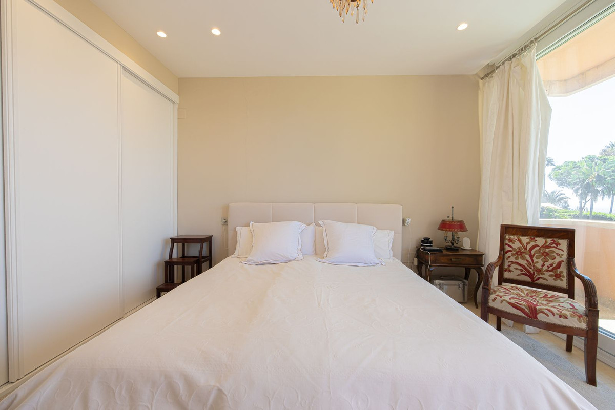 Appartement te koop in Nueva Andalucía | 3 slaapkamers H5498503