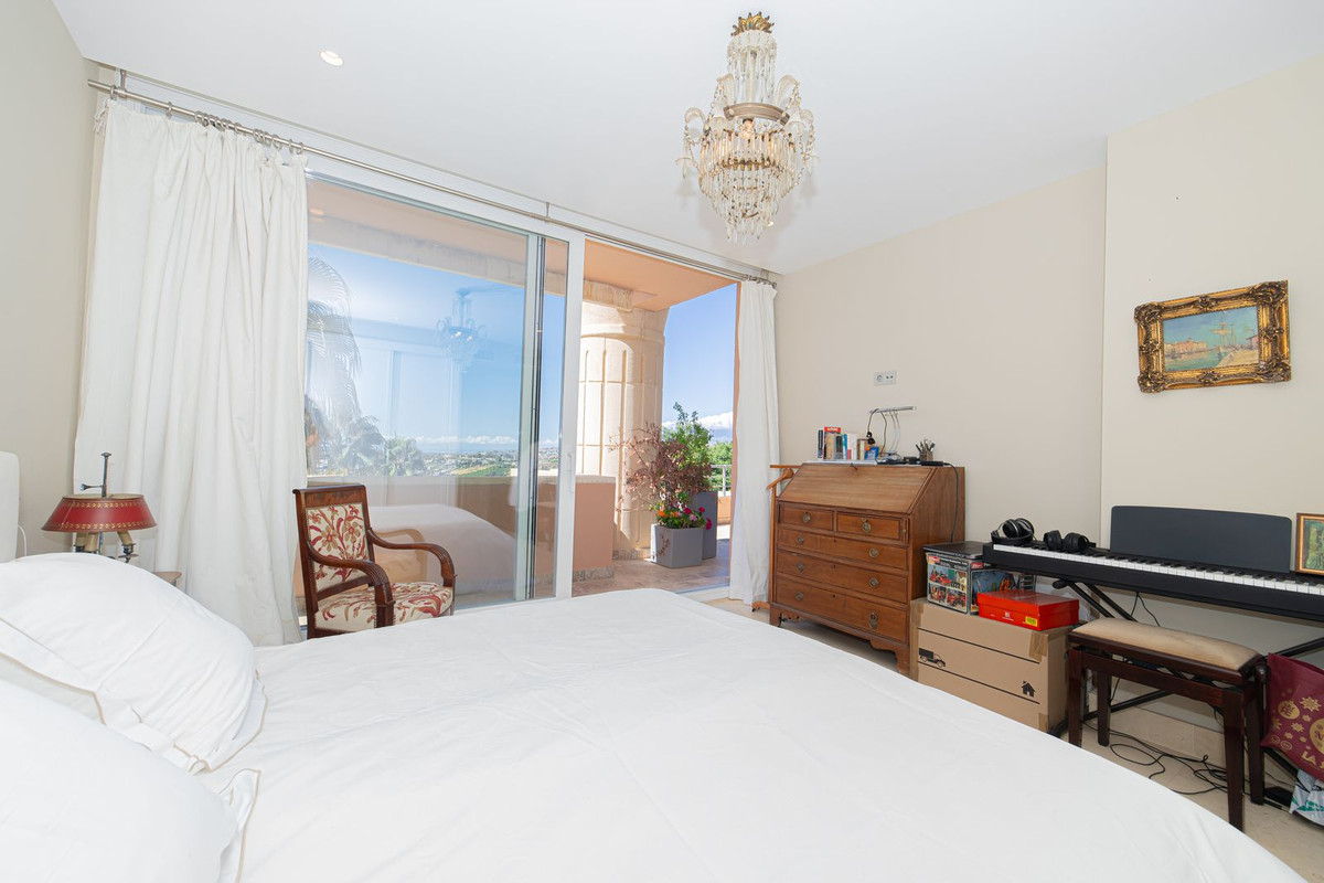 Appartement te koop in Nueva Andalucía | 3 slaapkamers H5498503