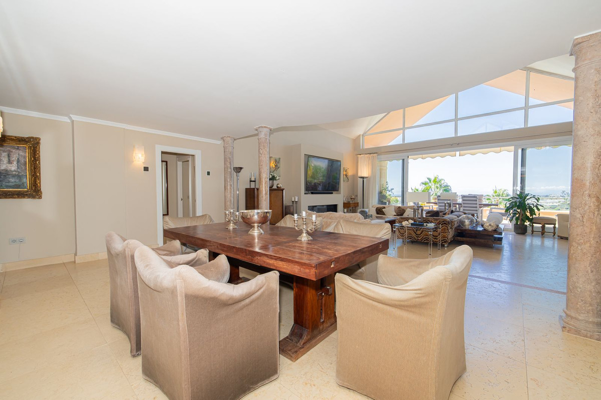 Appartement te koop in Nueva Andalucía | 3 slaapkamers H5498503