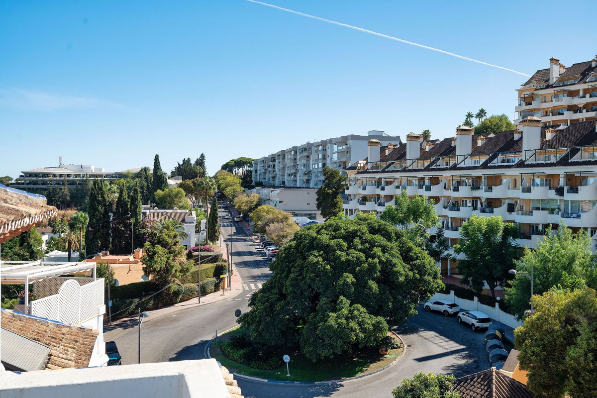 Appartement te koop in Nueva Andalucía | 3 slaapkamers H5498896