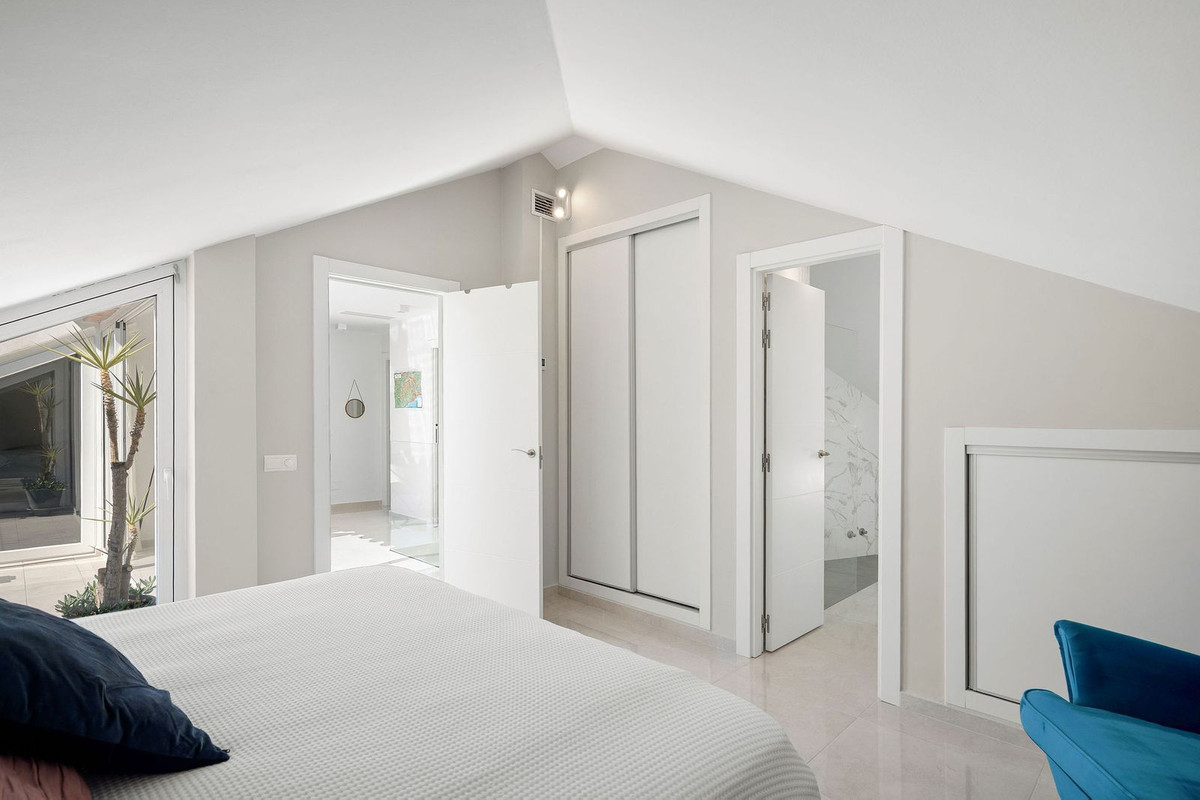 Appartement te koop in Nueva Andalucía | 3 slaapkamers H5498896