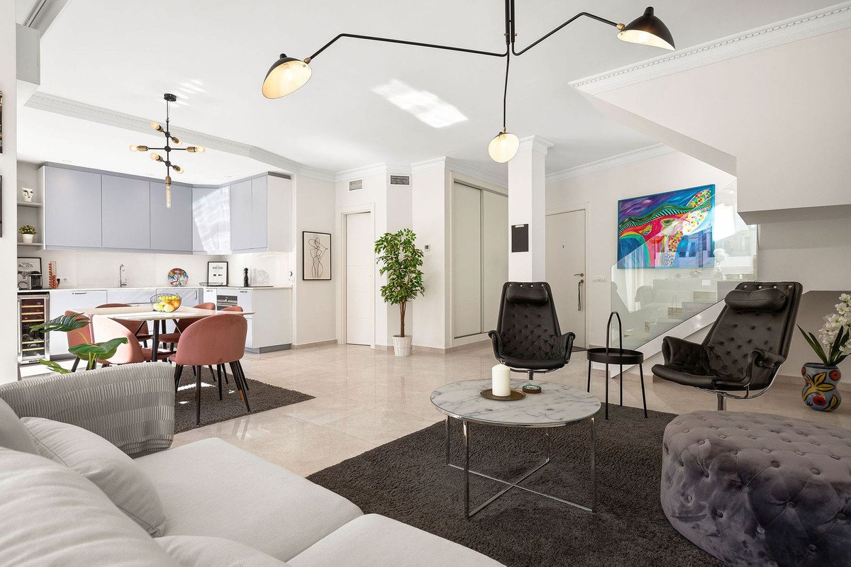 Appartement te koop in Nueva Andalucía | 3 slaapkamers H5498896