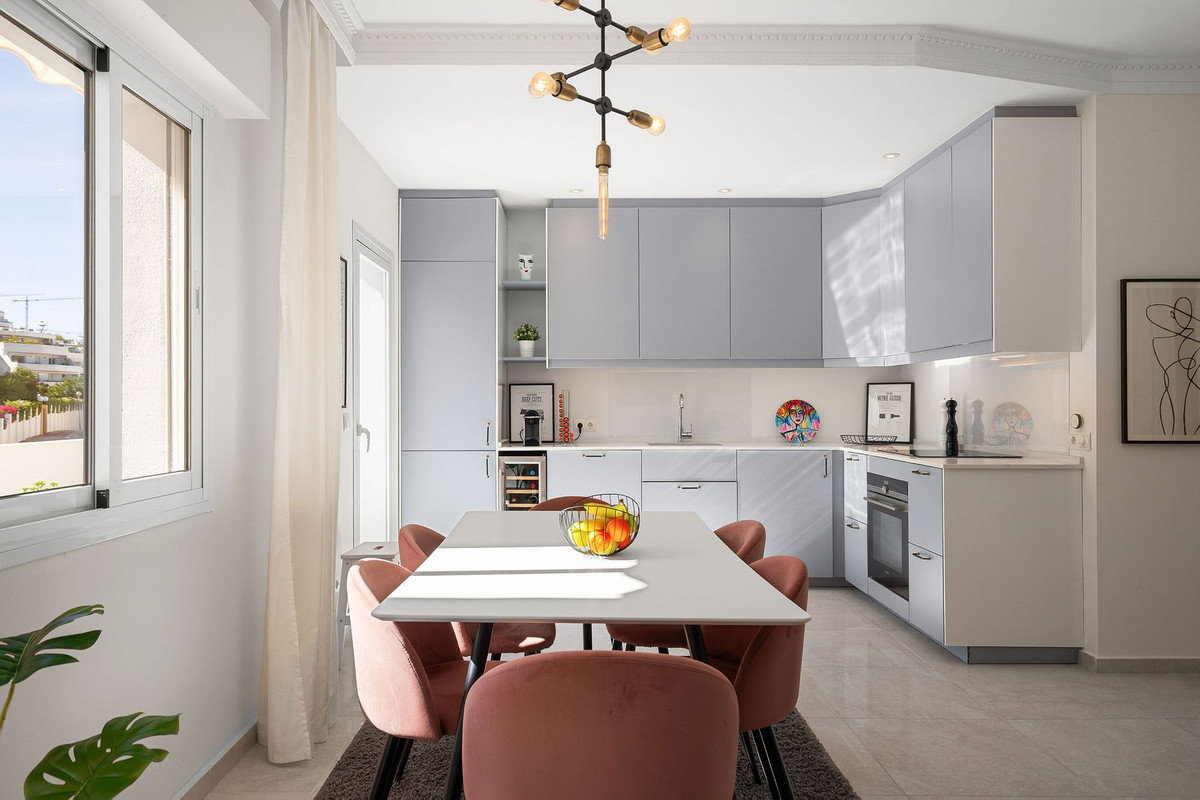 Appartement te koop in Nueva Andalucía | 3 slaapkamers H5498896