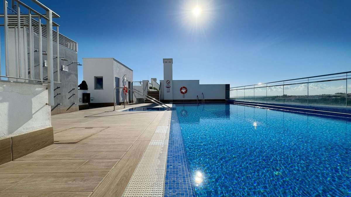 Appartement te koop in Nueva Andalucía | 3 slaapkamers H5499649