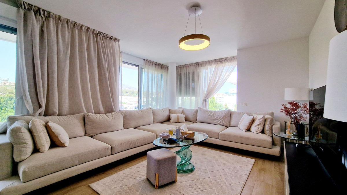 Appartement te koop in Nueva Andalucía | 3 slaapkamers H5499649