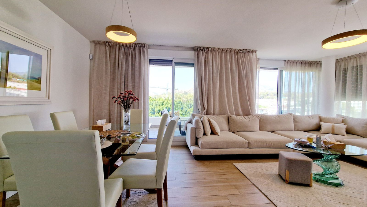 Appartement te koop in Nueva Andalucía | 3 slaapkamers H5499649