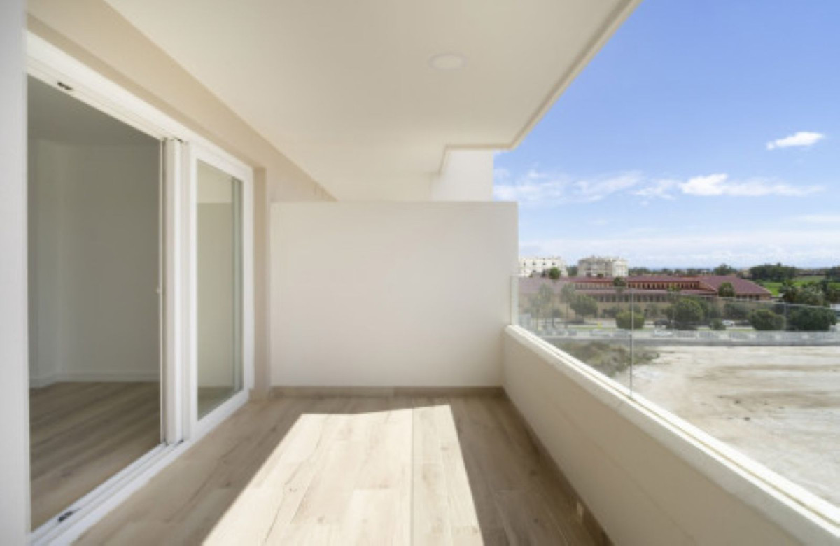 Appartement te koop in Nueva Andalucía | 3 slaapkamers H5499682