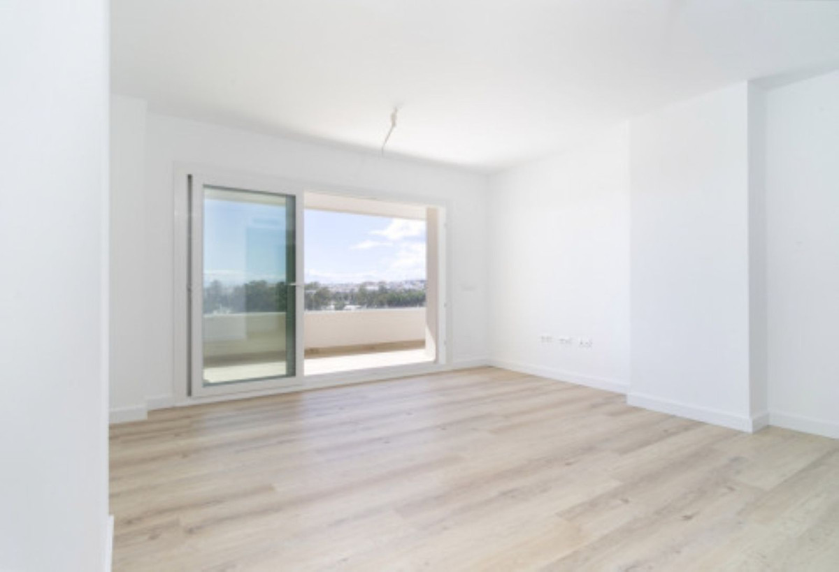 Appartement te koop in Nueva Andalucía | 3 slaapkamers H5499682