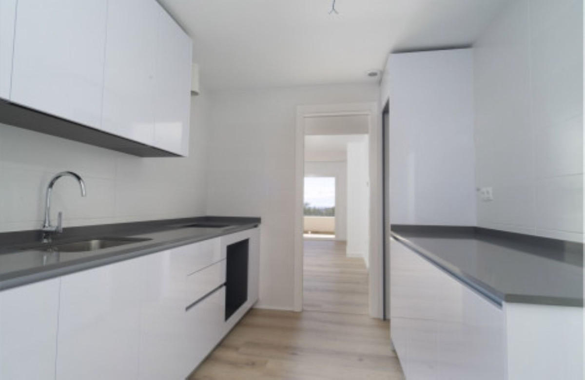 Appartement te koop in Nueva Andalucía | 3 slaapkamers H5499682