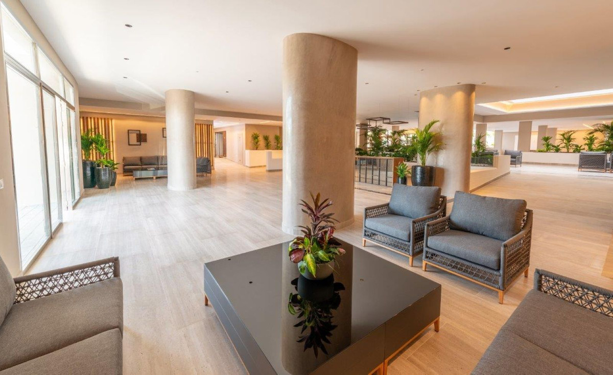 Appartement te koop in Nueva Andalucía | 3 slaapkamers H5499682
