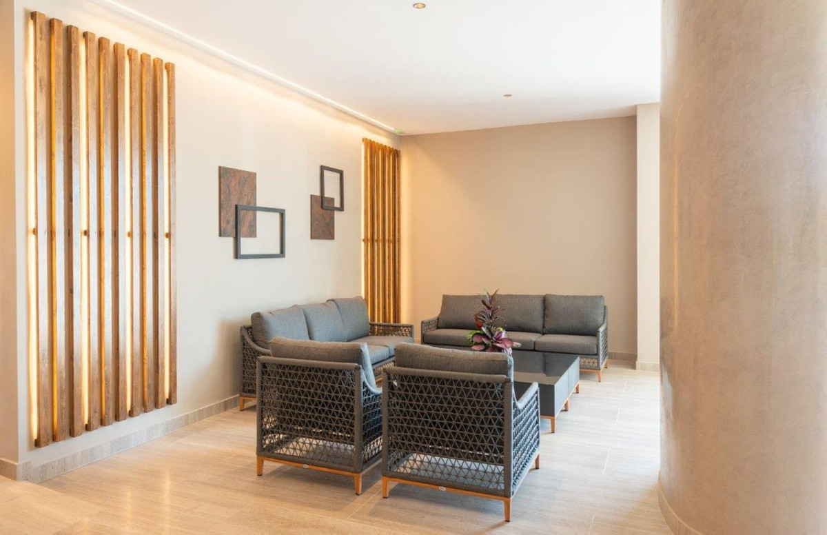 Appartement te koop in Nueva Andalucía | 3 slaapkamers H5499682