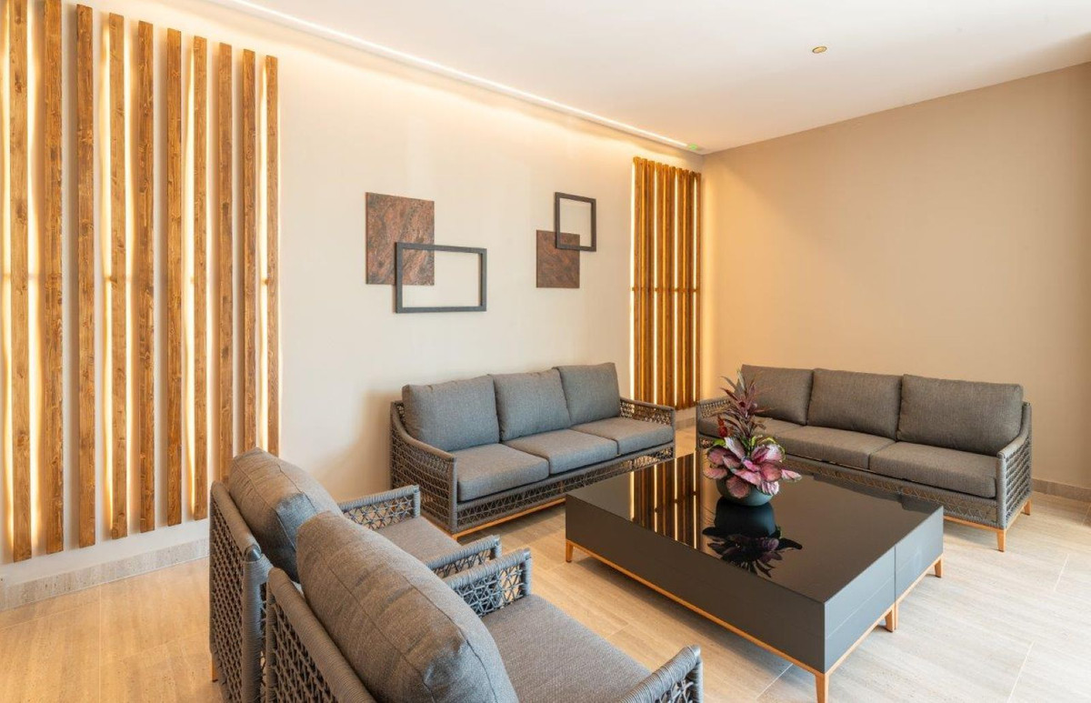 Appartement te koop in Nueva Andalucía | 3 slaapkamers H5499682