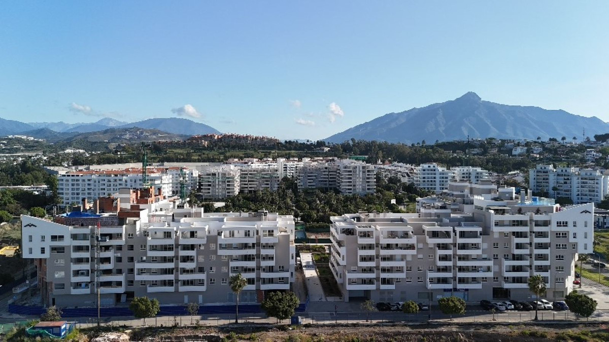Appartement te koop in Nueva Andalucía | 3 slaapkamers H5499682