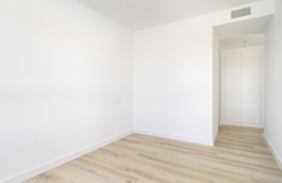 Appartement te koop in Nueva Andalucía | 3 slaapkamers H5499682