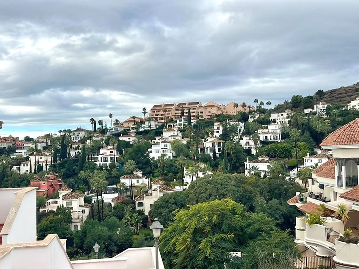 Appartement te koop in Nueva Andalucía | 3 slaapkamers H5500597