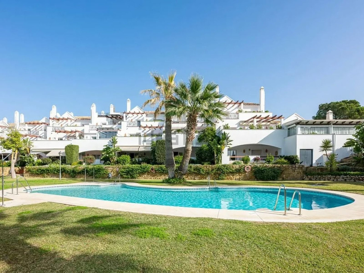 Appartement te koop in Nueva Andalucía | 3 slaapkamers H5500597