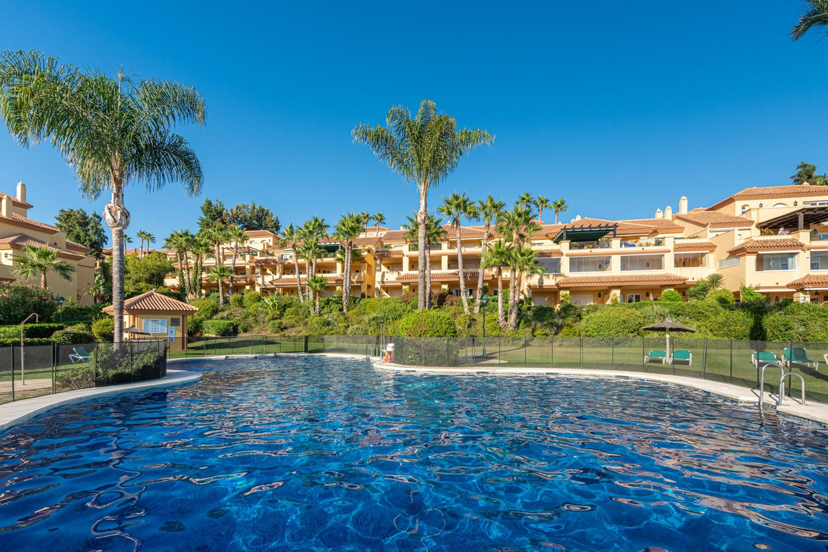 Appartement te koop in Nueva Andalucía | 3 slaapkamers H5500609