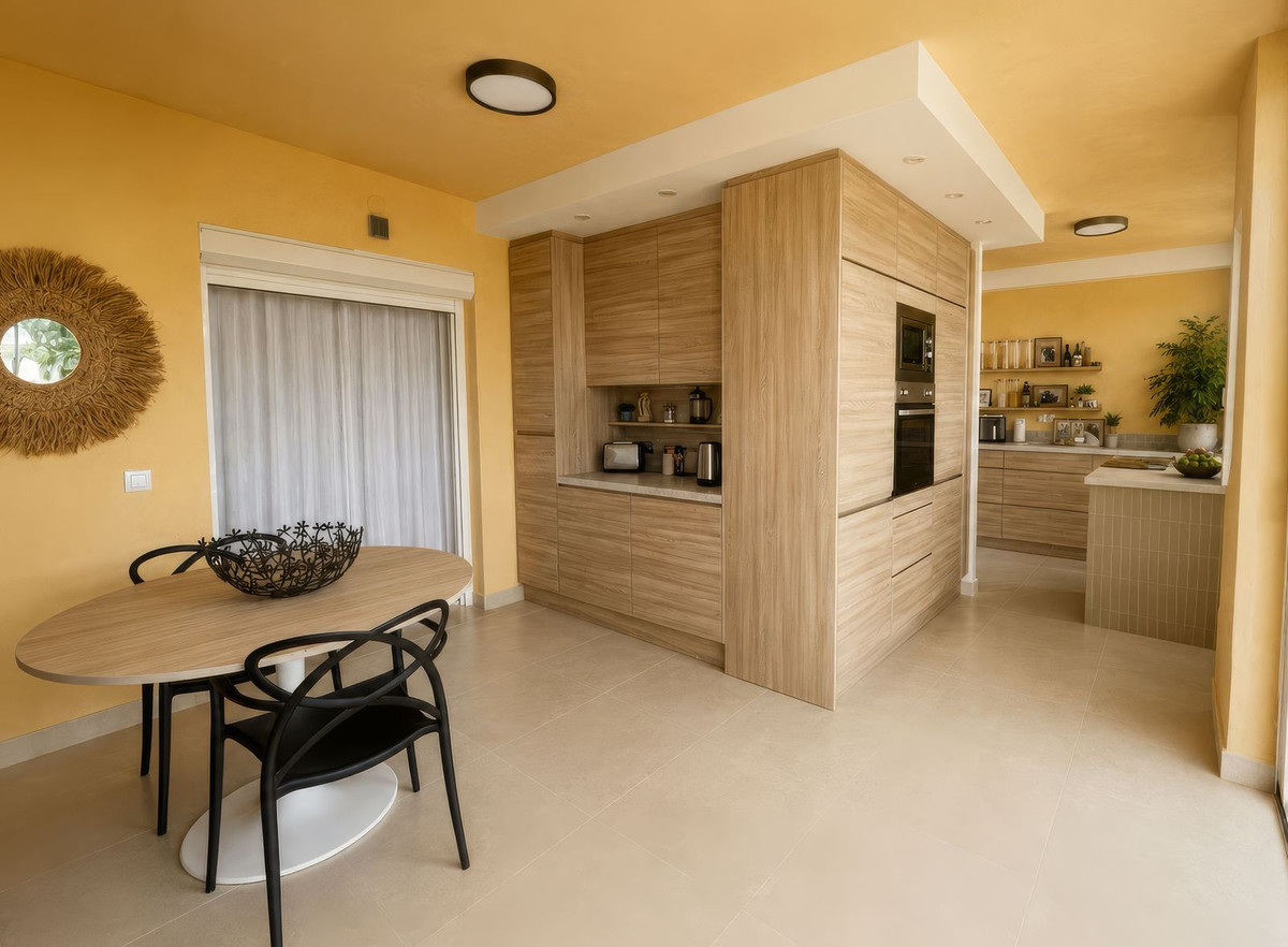 Appartement te koop in Nueva Andalucía | 3 slaapkamers H5500609