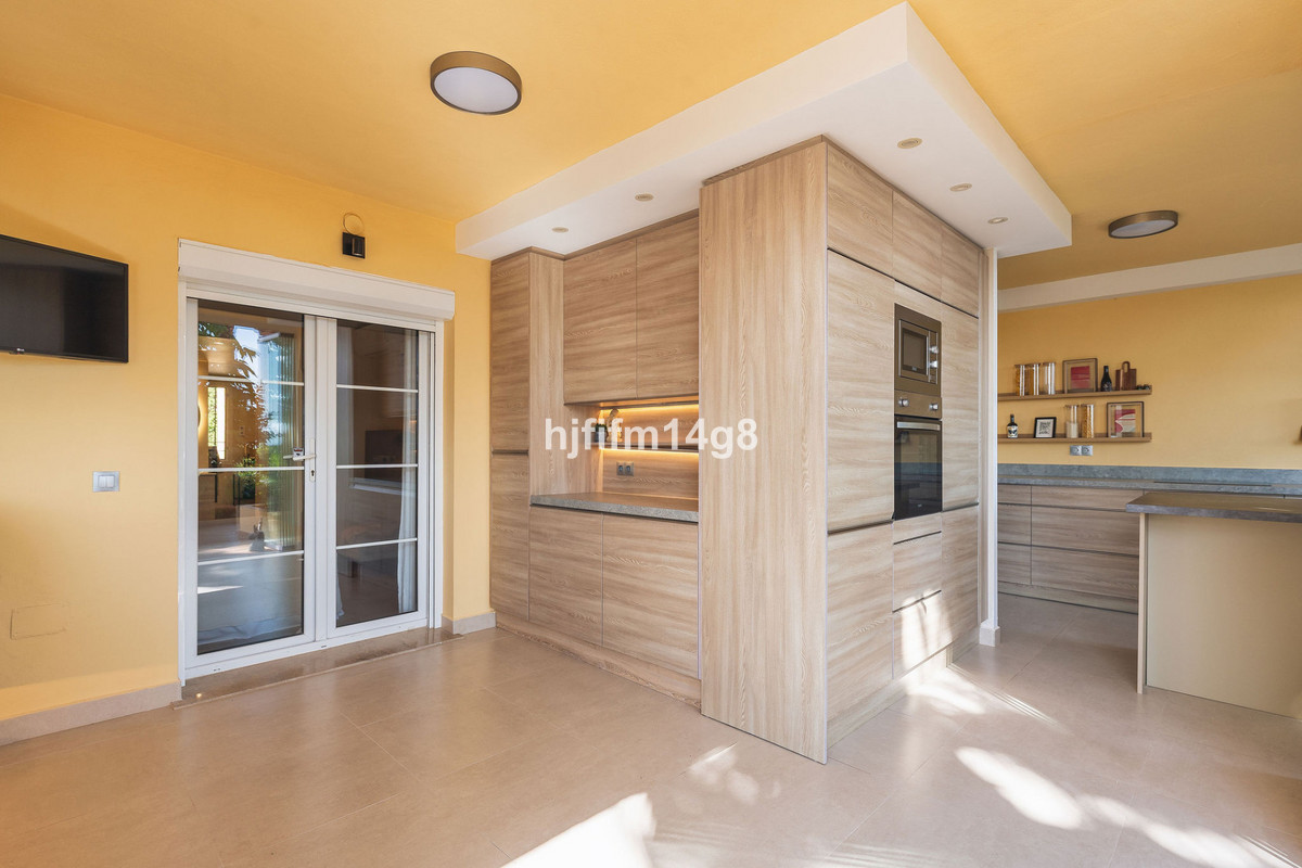 Appartement te koop in Nueva Andalucía | 3 slaapkamers H5503054