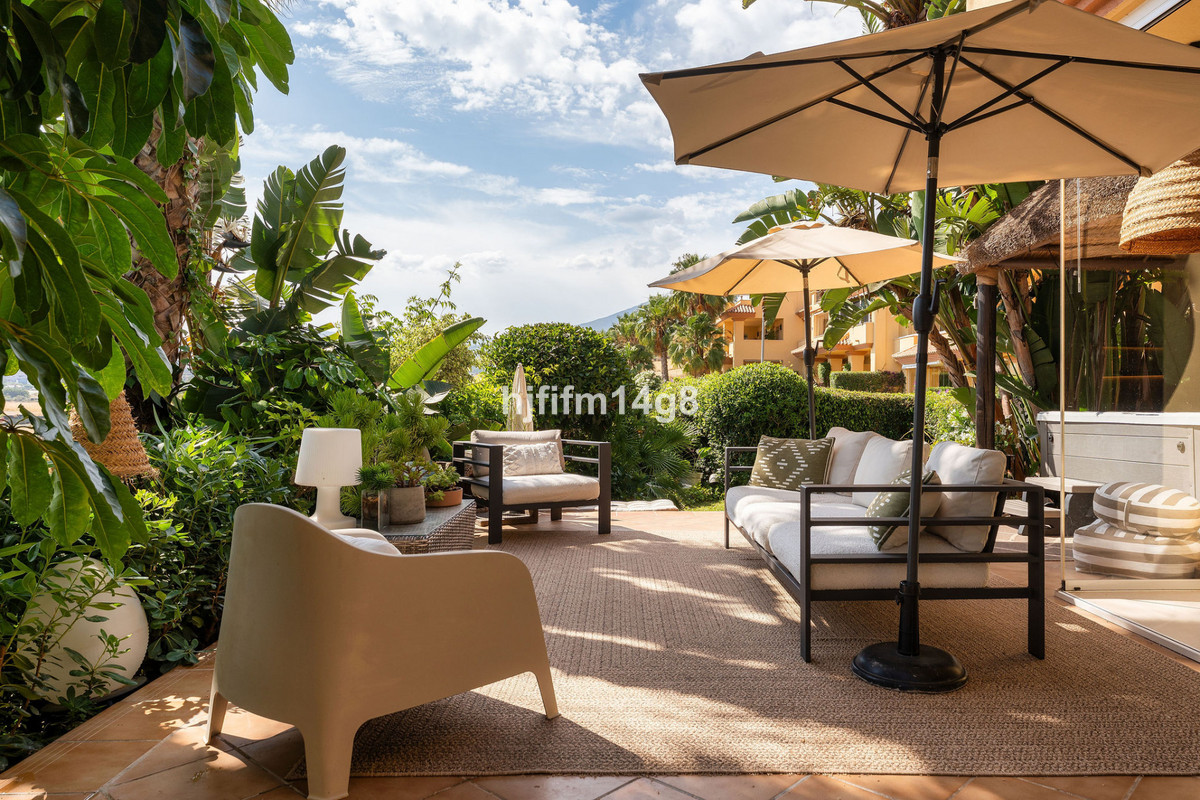 Appartement te koop in Nueva Andalucía | 3 slaapkamers H5503054