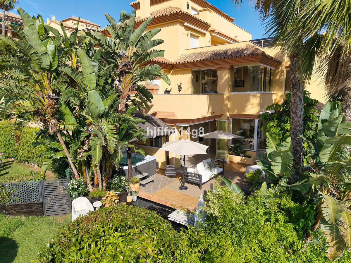 Appartement te koop in Nueva Andalucía | 3 slaapkamers H5503054