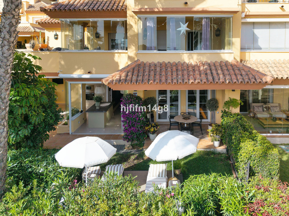 Appartement te koop in Nueva Andalucía | 3 slaapkamers H5503054