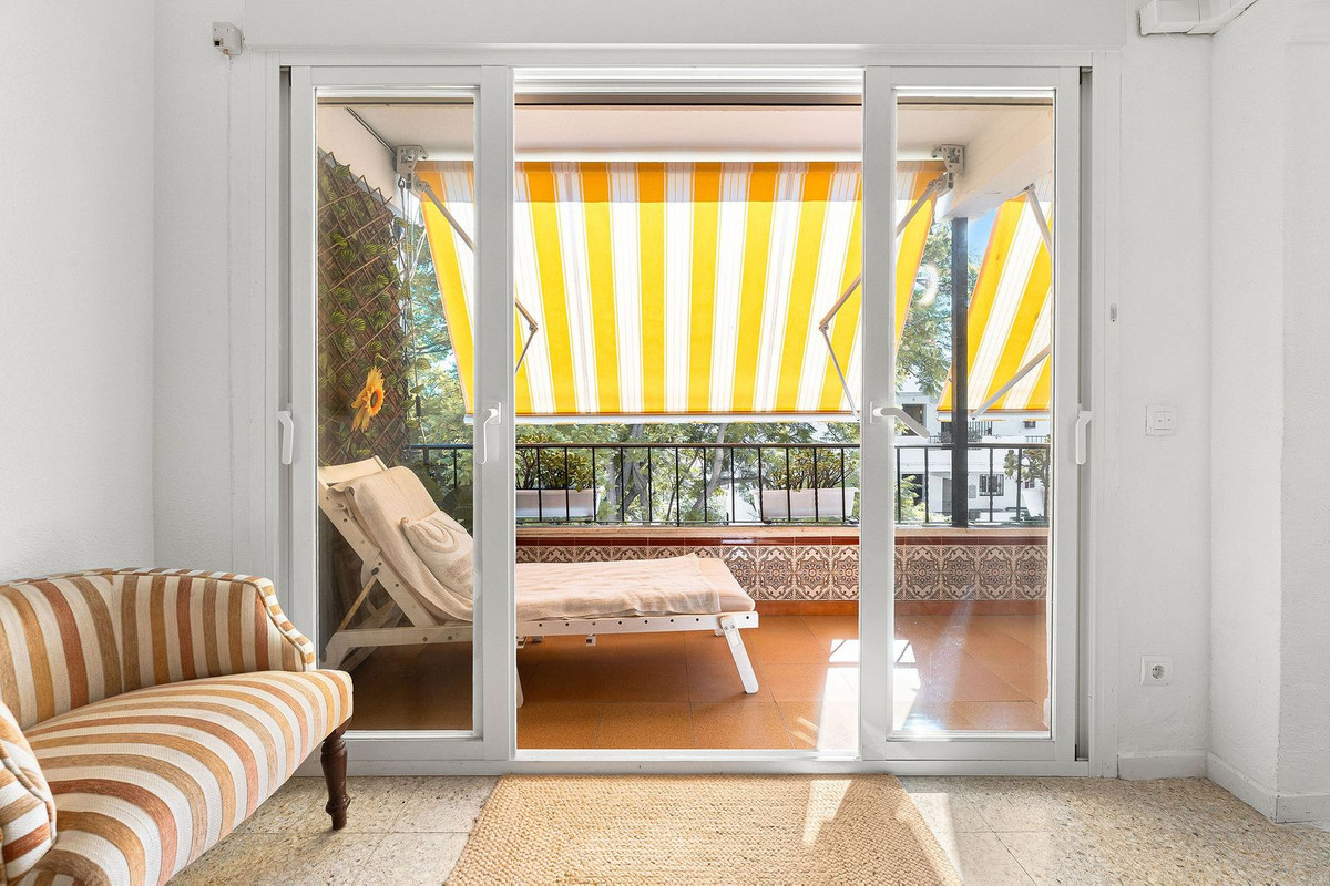 Appartement te koop in Nueva Andalucía | 2 slaapkamers H5504296