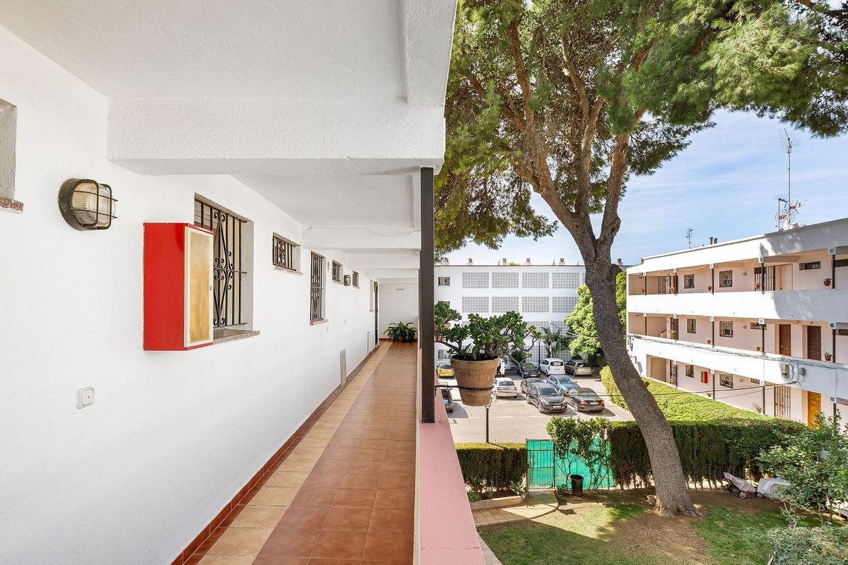 Appartement te koop in Nueva Andalucía | 2 slaapkamers H5504296