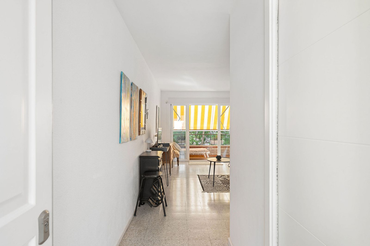 Appartement te koop in Nueva Andalucía | 2 slaapkamers H5504296