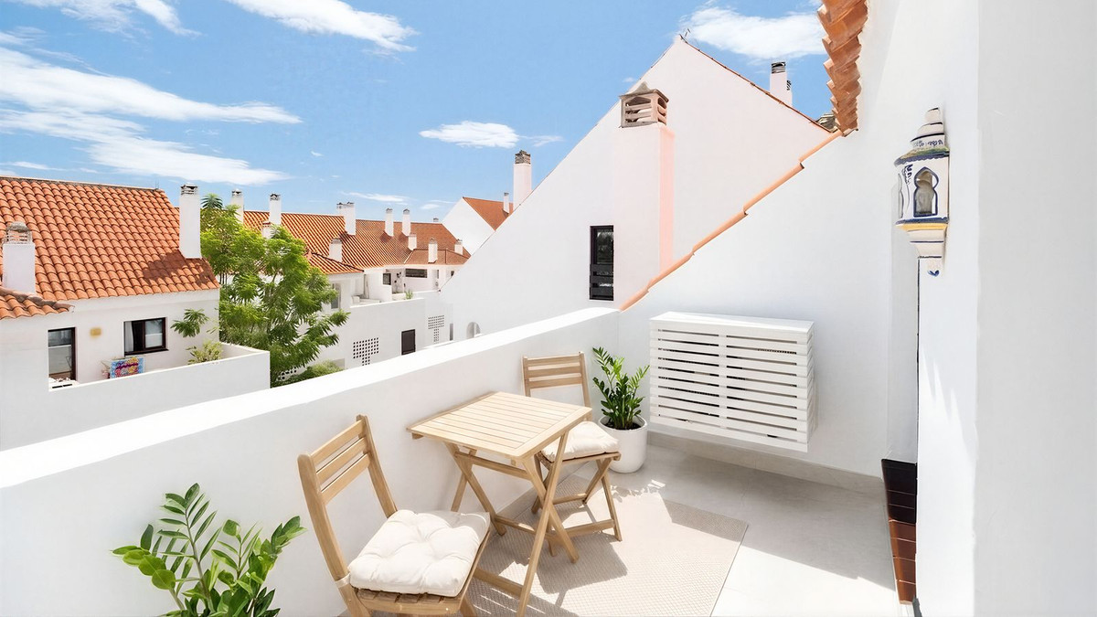 Appartement te koop in Nueva Andalucía | 3 slaapkamers H5504386