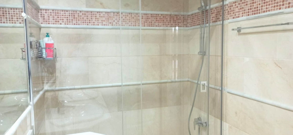 Appartement te koop in Nueva Andalucía | 2 slaapkamers H5505895