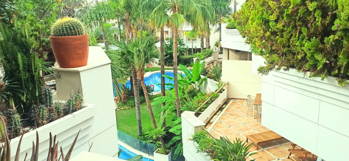 Appartement te koop in Nueva Andalucía | 2 slaapkamers H5505895