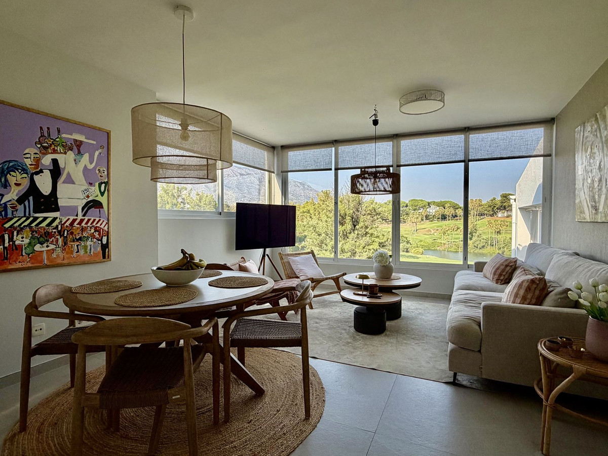 Appartement te koop in Nueva Andalucía | 2 slaapkamers H5506477