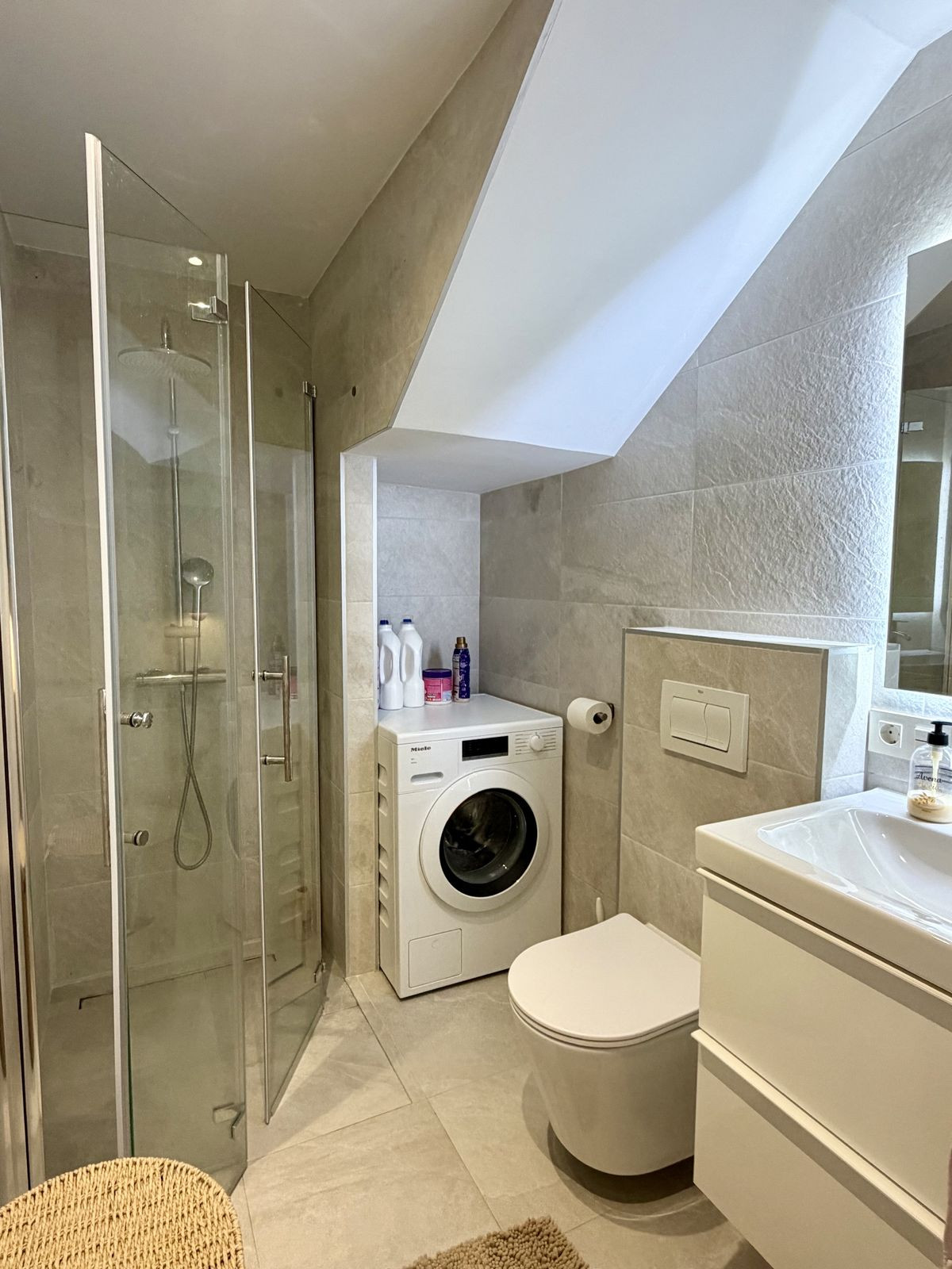 Appartement te koop in Nueva Andalucía | 2 slaapkamers H5506477