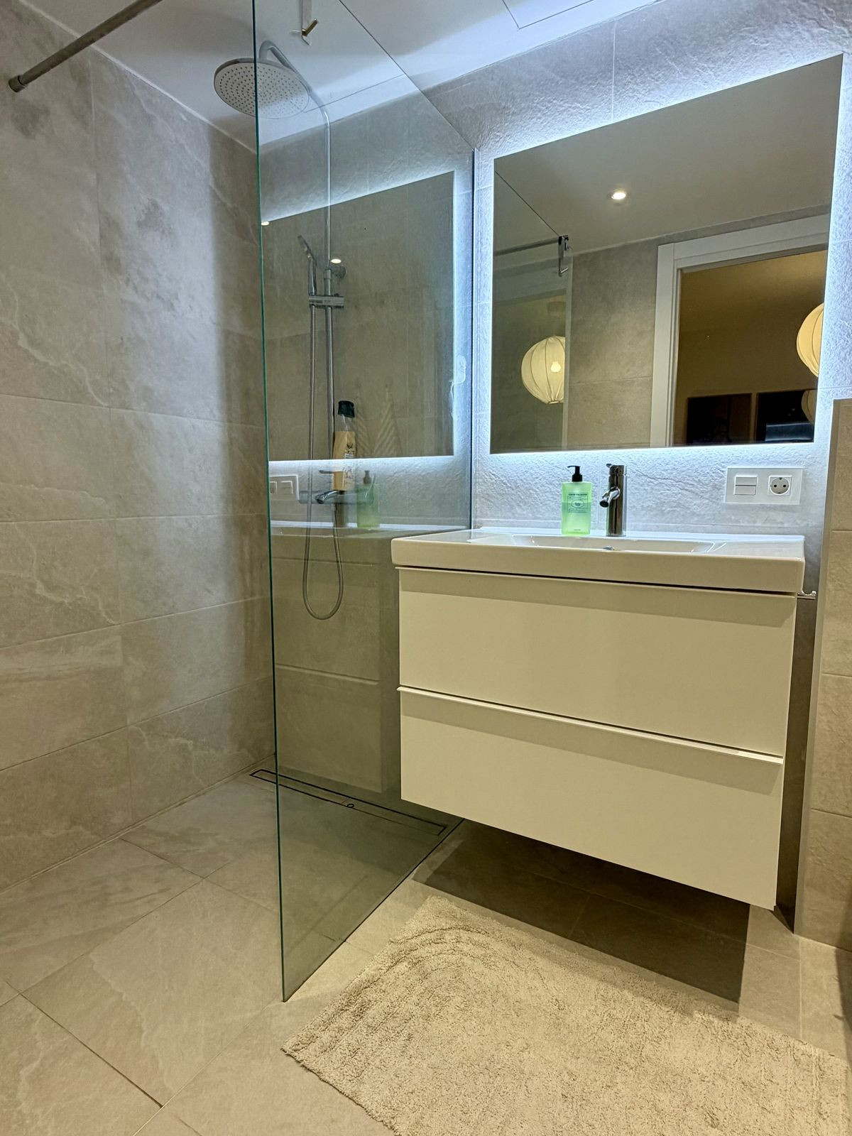 Appartement te koop in Nueva Andalucía | 2 slaapkamers H5506477