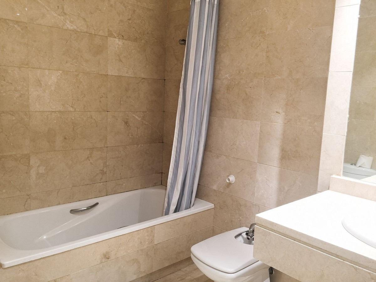 Appartement te koop in Nueva Andalucía | 2 slaapkamers H5506510