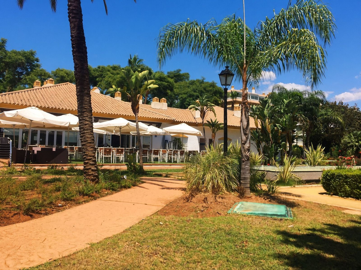 Appartement te koop in Nueva Andalucía | 2 slaapkamers H5506510