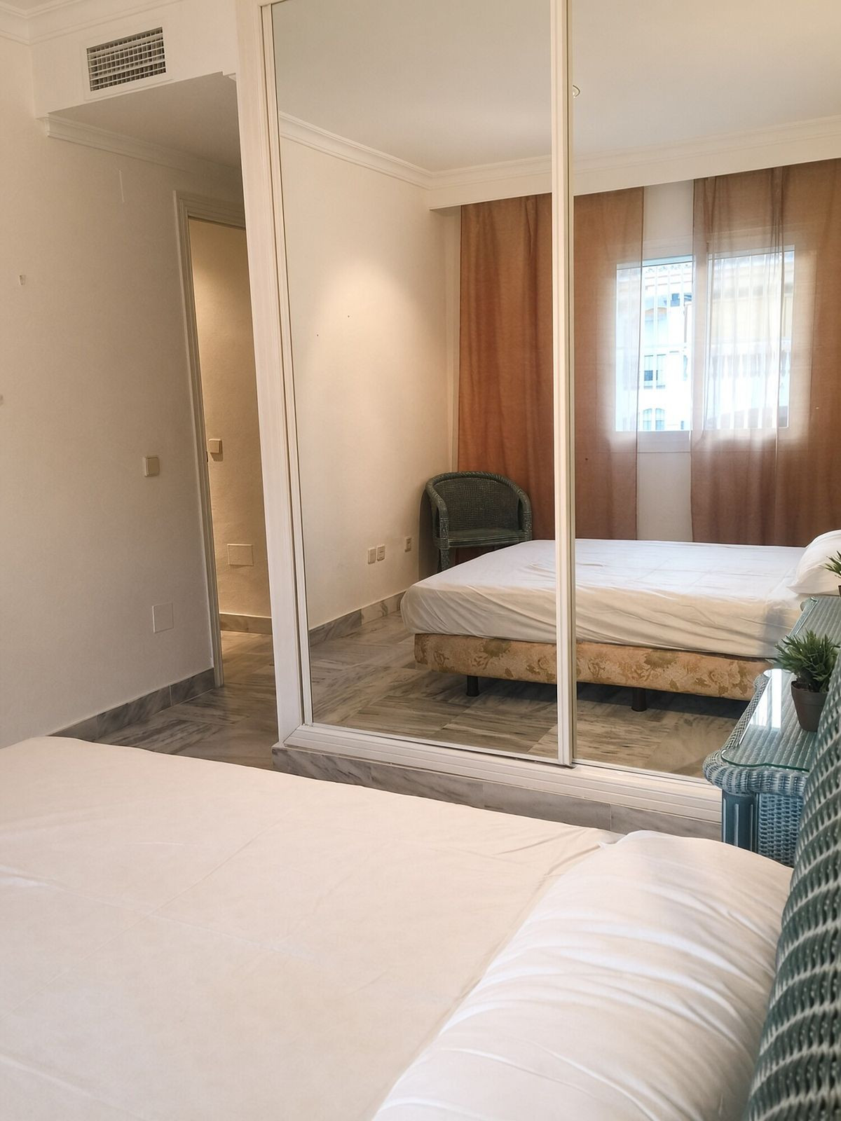 Appartement te koop in Nueva Andalucía | 2 slaapkamers H5506510