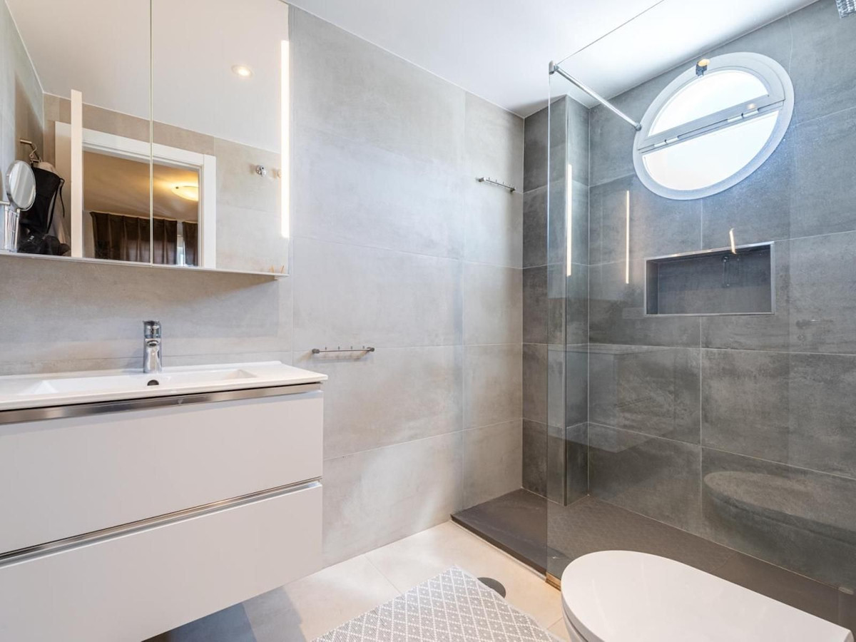 Appartement te koop in Nueva Andalucía | 3 slaapkamers H5507902