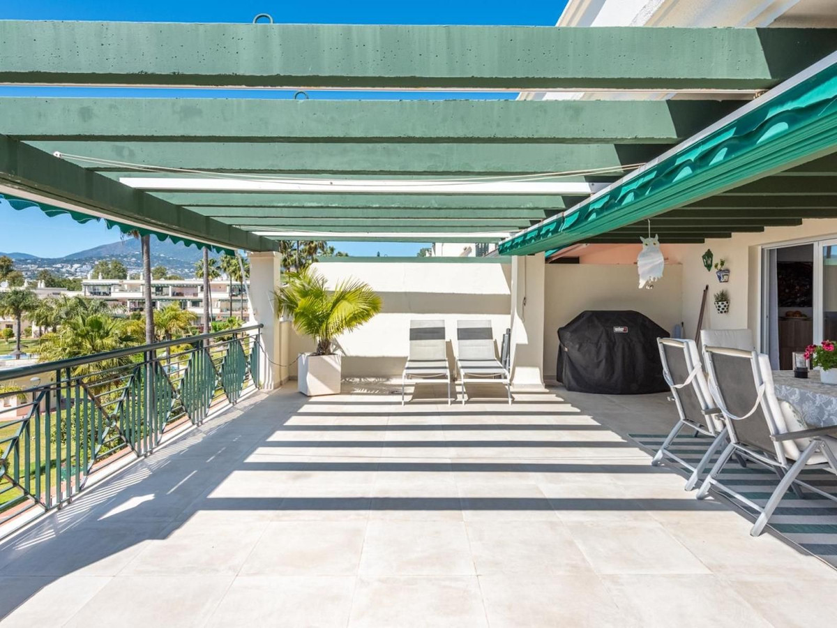 Appartement te koop in Nueva Andalucía | 3 slaapkamers H5507902