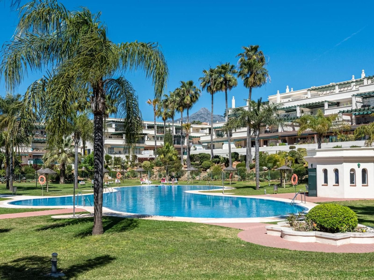 Appartement te koop in Nueva Andalucía | 3 slaapkamers H5507902