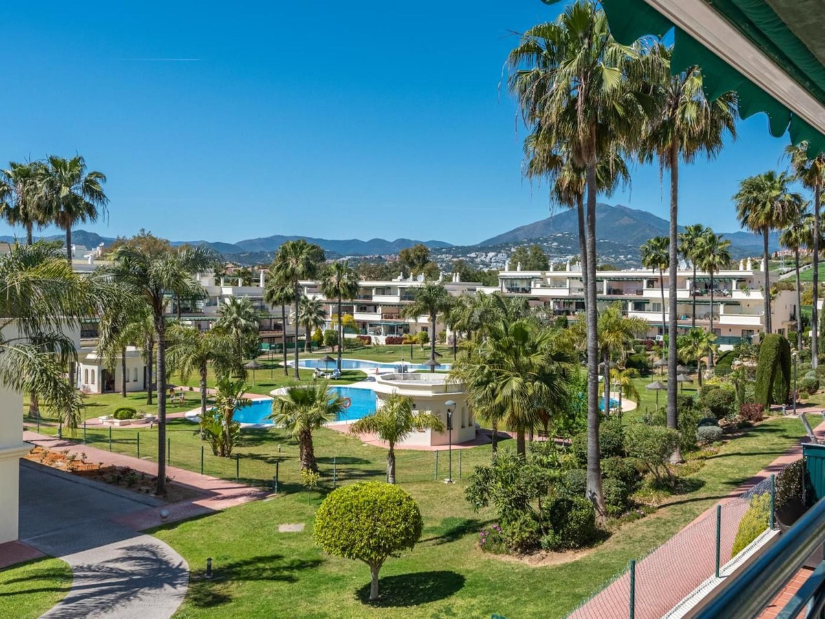 Appartement te koop in Nueva Andalucía | 3 slaapkamers H5507902