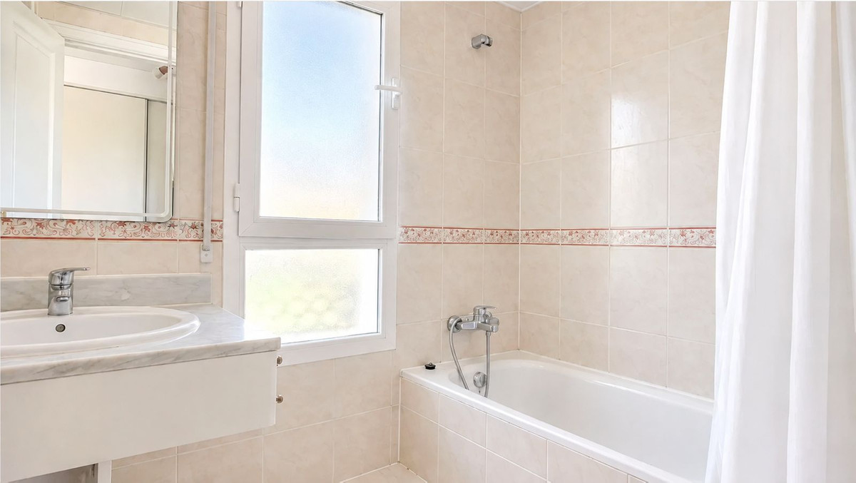 Appartement te koop in Nueva Andalucía | 1 slaapkamers H5510038