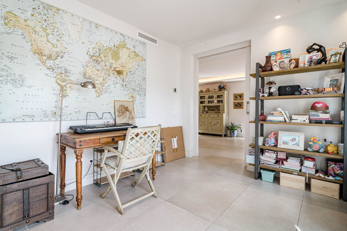 Appartement te koop in Nueva Andalucía | 3 slaapkamers H5510056
