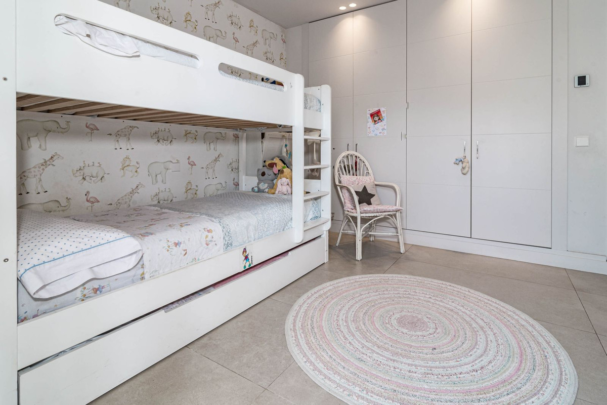 Appartement te koop in Nueva Andalucía | 3 slaapkamers H5510056