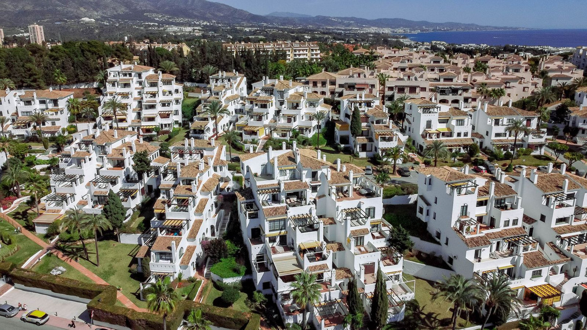 Appartement te koop in Nueva Andalucía | 3 slaapkamers H5510056